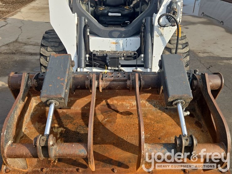 2017-bobcat-s590-image-16