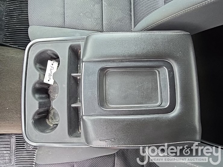 2015-chevrolet-silverado-1500-image-39