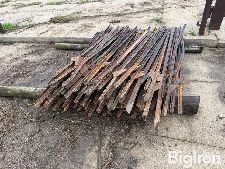 steel-t-posts-image-8