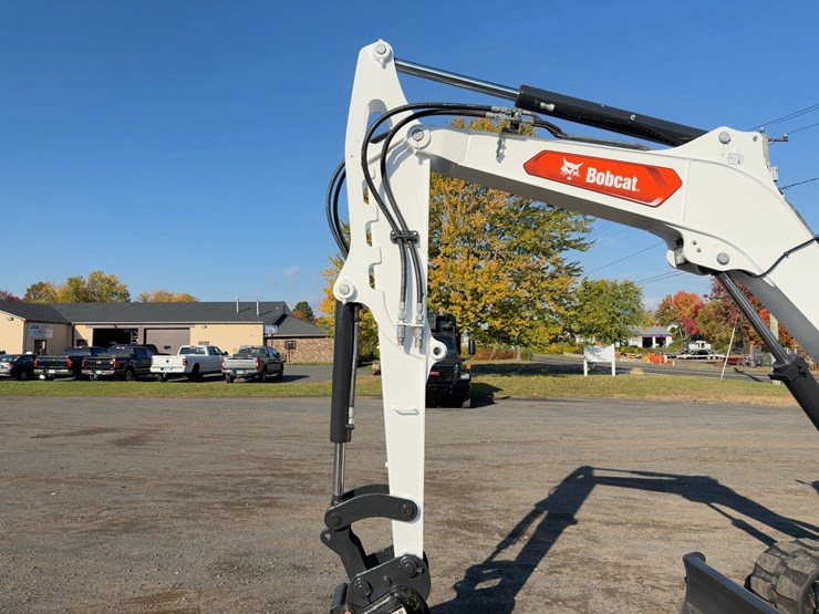 2023-bobcat-e60-image-14