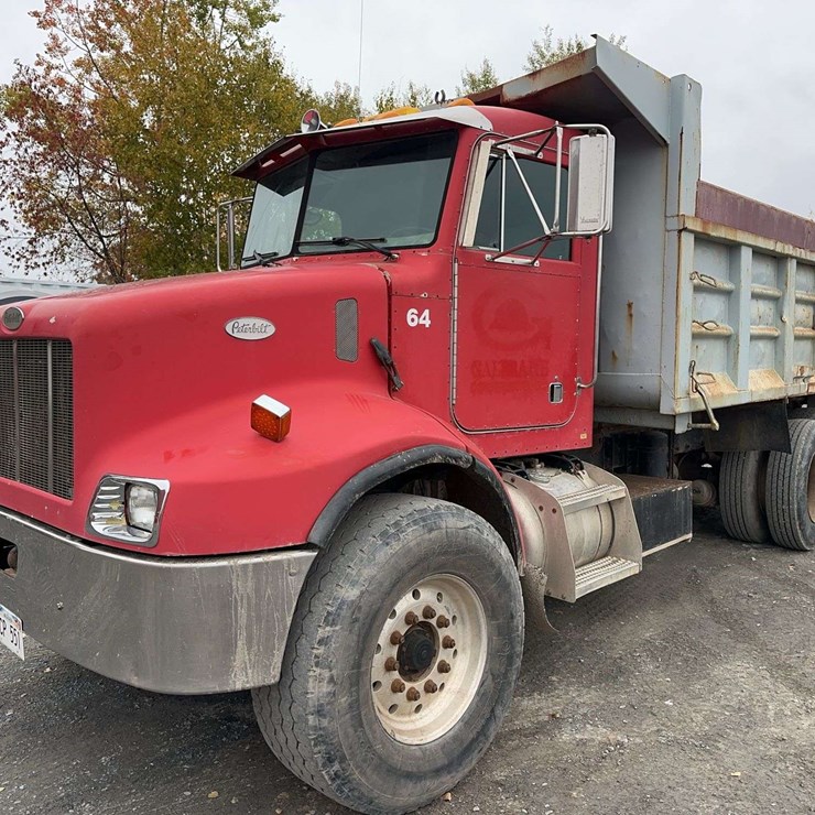 PETERBILT 330