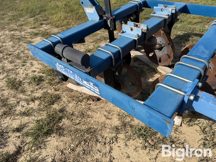 track-master-pivot-track-closer-image-19