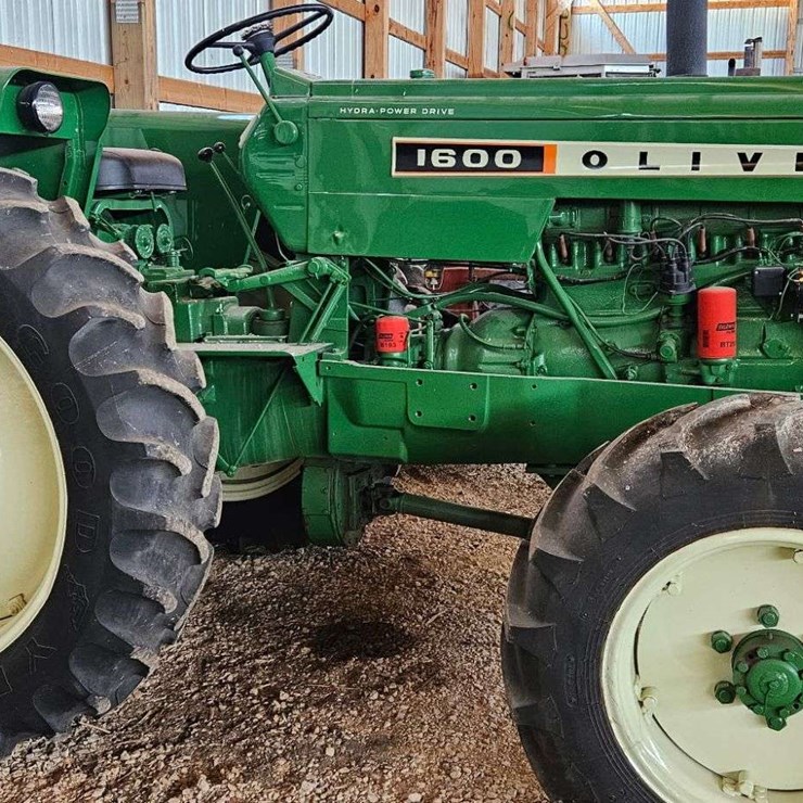 OLIVER 1600