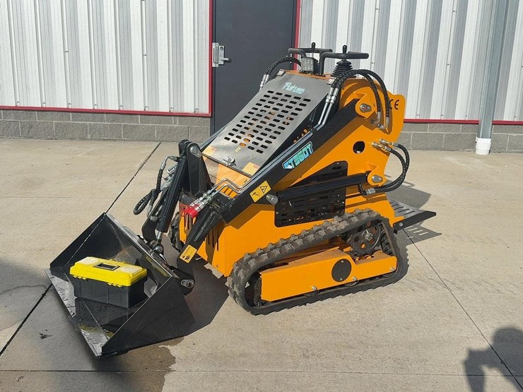 ft360t-walk-behind-skid-steer-image-1