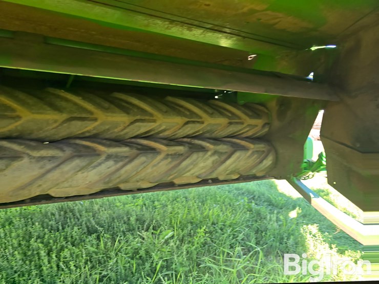 2014-john-deere-946-image-12