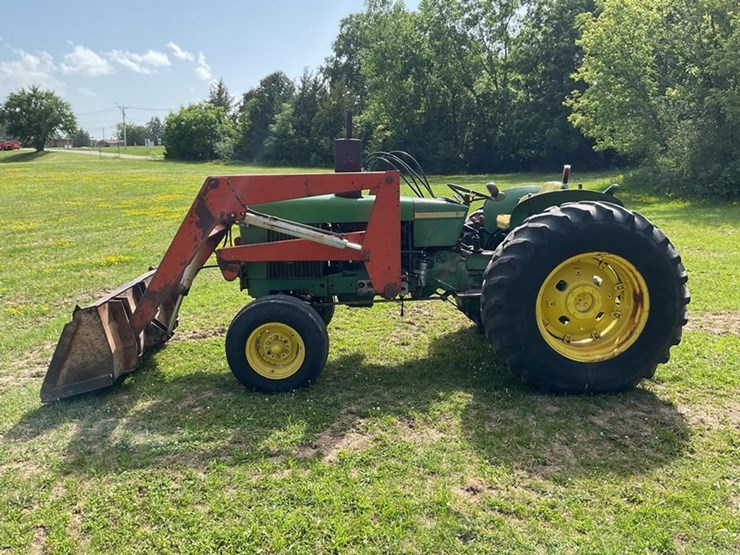 1974-john-deere-2030-image-8