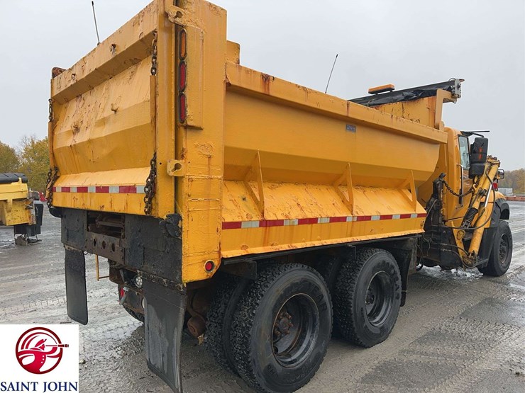 international-workstar-7600-image-5