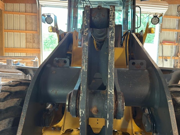 2007-deere-444j-image-27