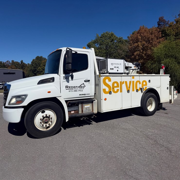 2016 HINO 338