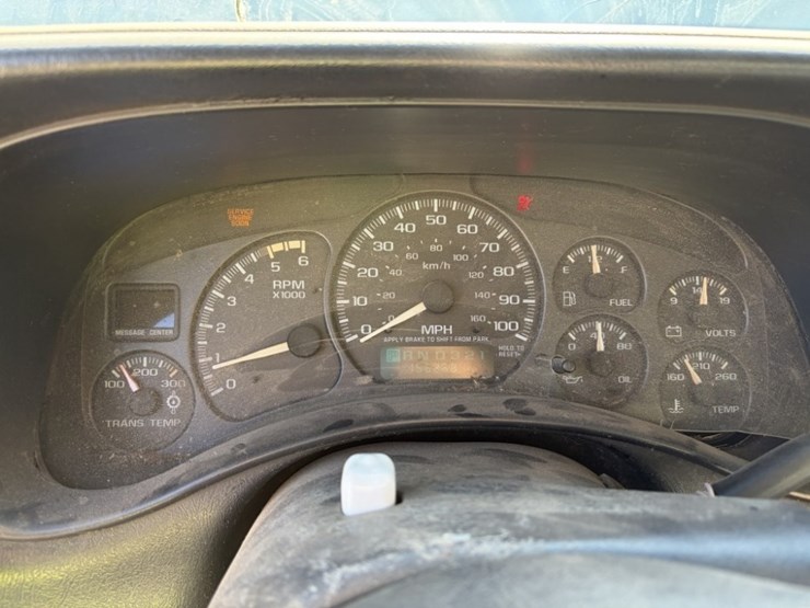 2002-chevrolet-silverado-3500-image-23