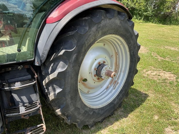 2011-case-ih-maxxum-140-pro-image-10
