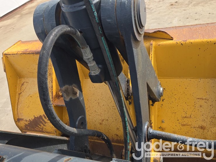 2020-deere-310sl-image-20