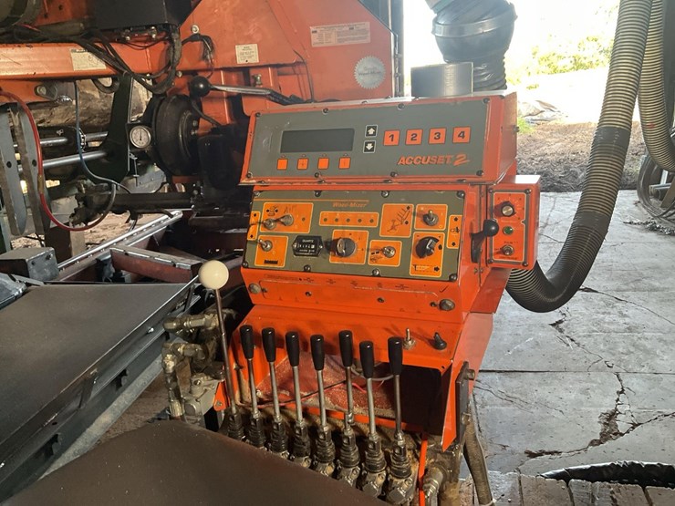 2005-wood-mizer-lt70-image-2