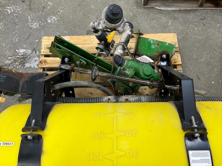 john-deere-7000-image-6