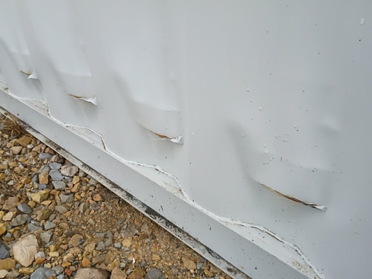 #l110-000-•-40ft-container-[damaged]-image-40