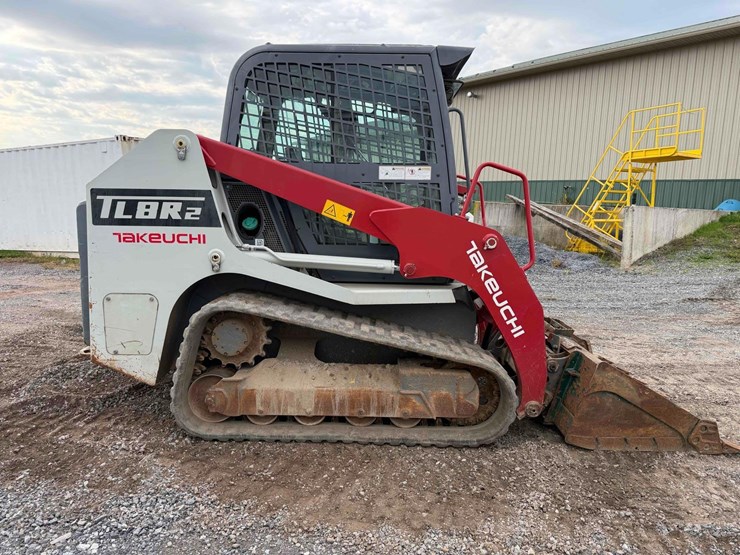 2022-takeuchi-tl8r2-image-6