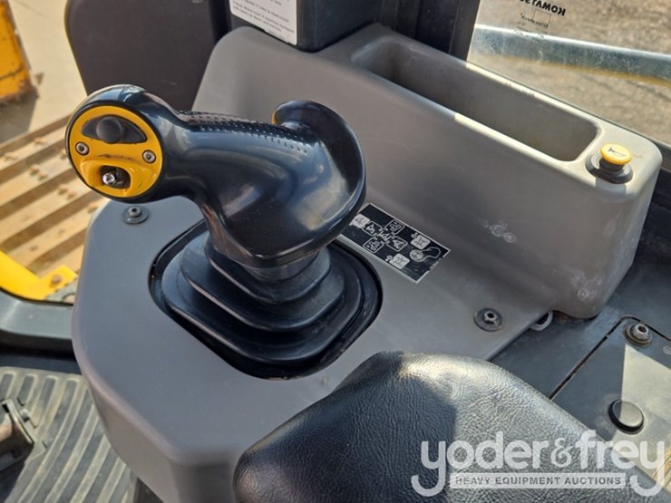 2023-komatsu-d61px-image-59