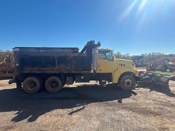 2004-sterling-l9500-image-4