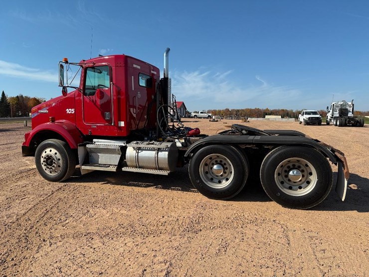 2000-kenworth-t800-image-6