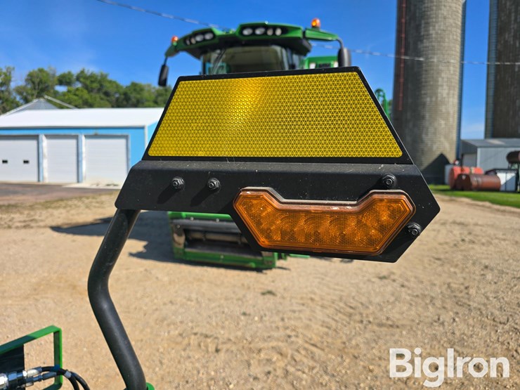 2023-john-deere-c6r-image-9