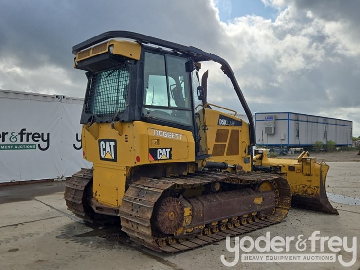 2014-caterpillar-d5k2-lgp-image-5
