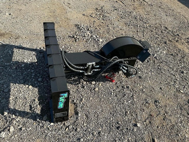 ft-bsg45-skid-steer-stump-grinder-image-4