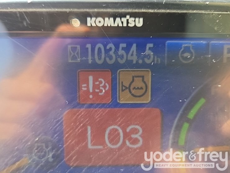 2015-komatsu-pc210-image-75