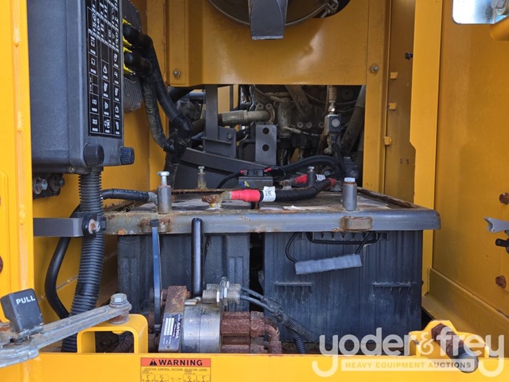 2016-volvo-ec350el-image-32