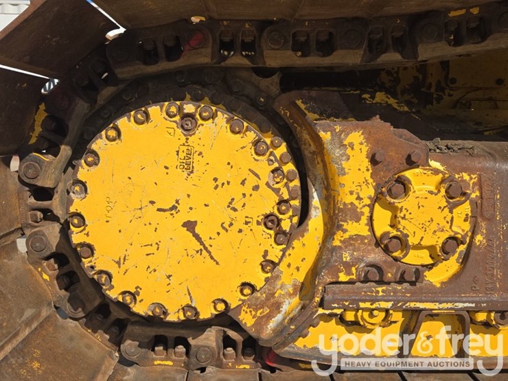 2023-komatsu-d61px-image-20