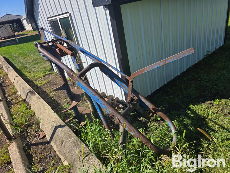 ford-3-pt-post-auger-image-3