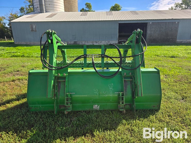 john-deere-7-image-6