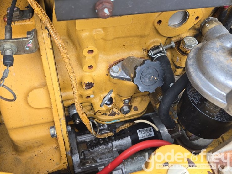 2010-caterpillar-303c-cr-image-38