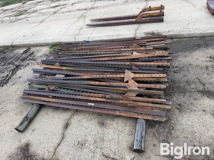 steel-t-posts-image-8