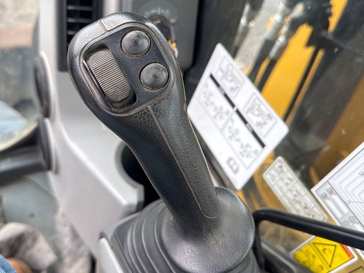 2020-caterpillar-315f-lcr-image-34
