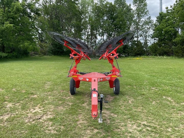 2014-kuhn-sr110-image-2