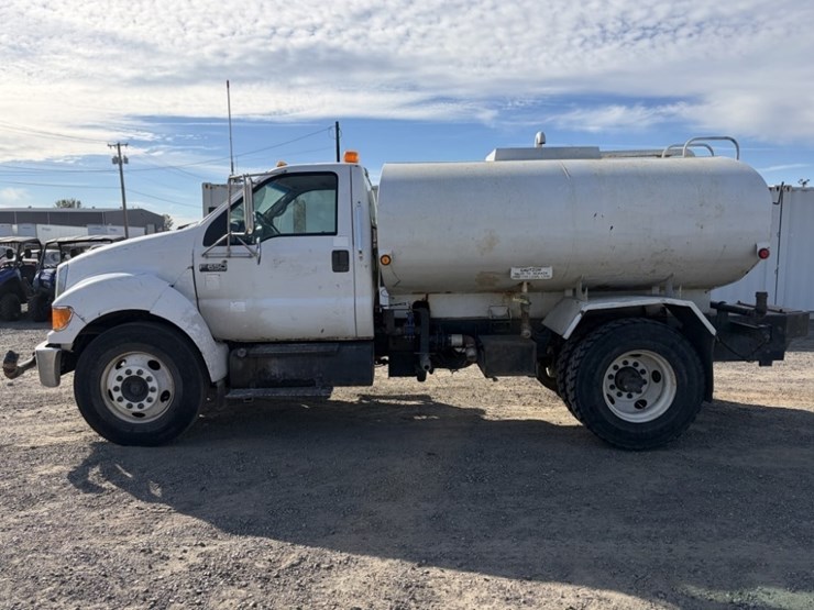 2008-ford-f650-image-7
