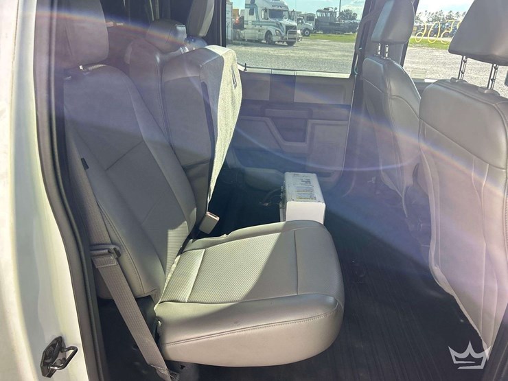 2018-ford-f150-image-31