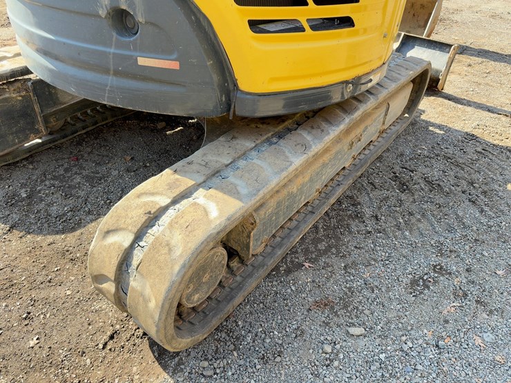 2019-yanmar-vio50-6a-image-21