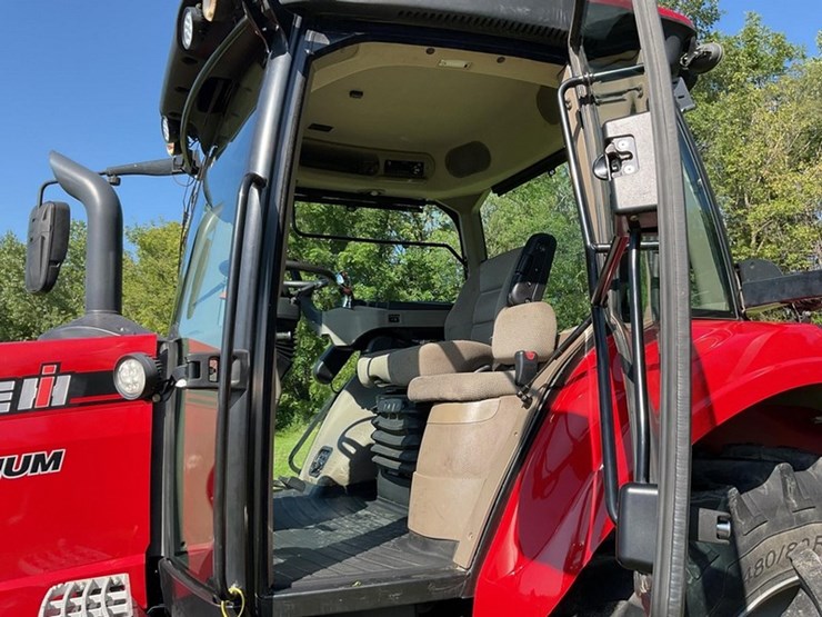 2020-case-ih-magnum-200-image-20