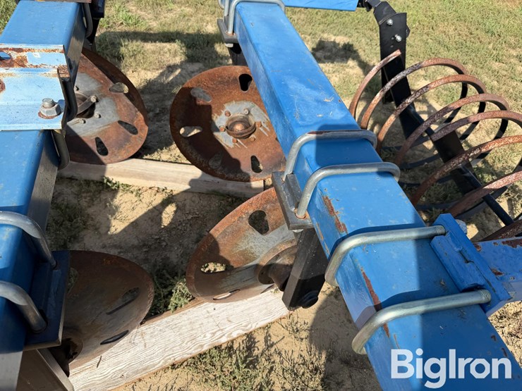track-master-pivot-track-closer-image-20