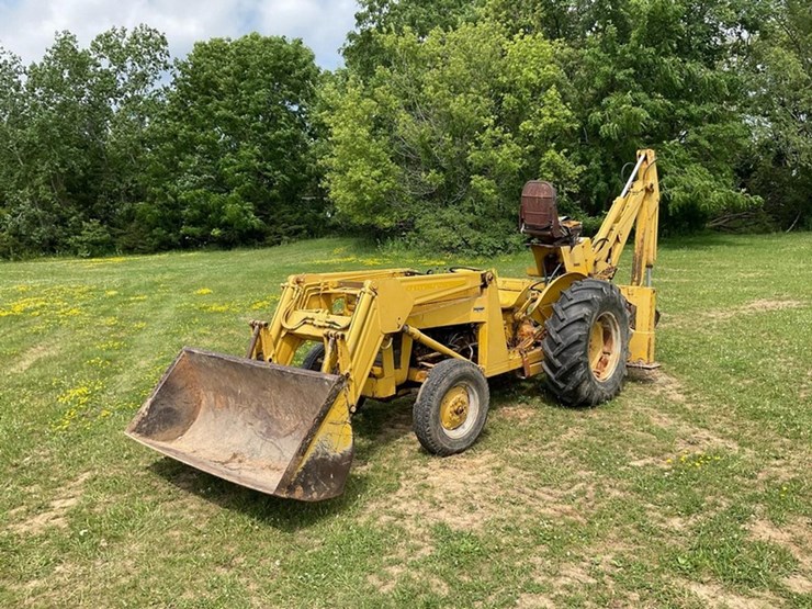 1966-massey-ferguson-2135-image-1