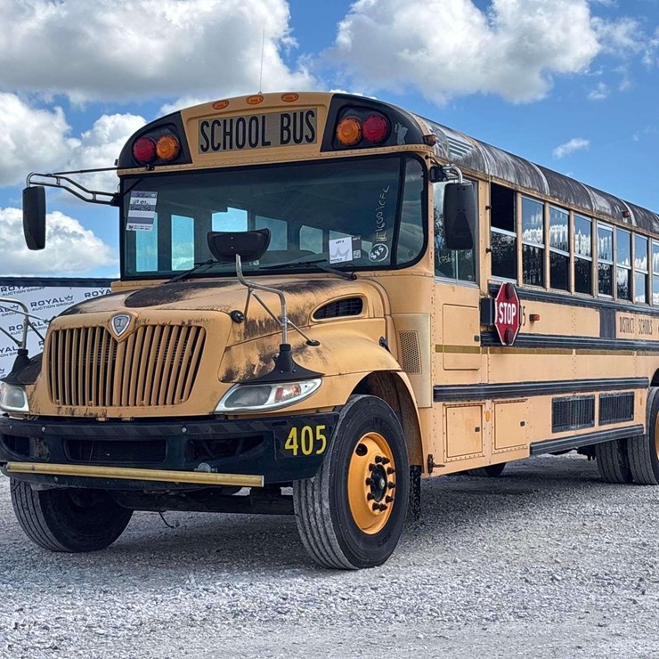 2011 IC Corporation PB105 School Bus