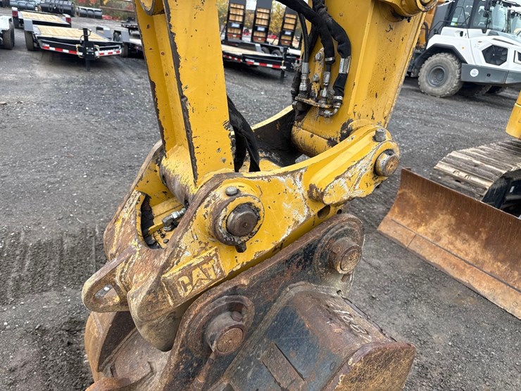 2020-caterpillar-315f-lcr-image-16