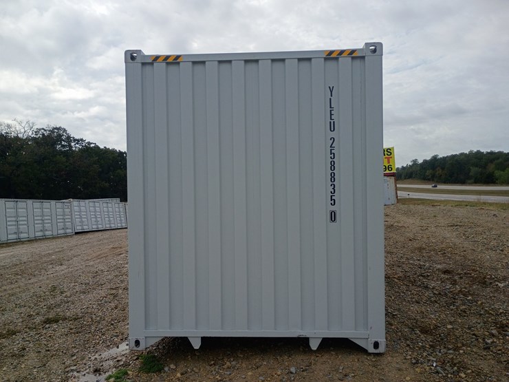 #l110-000-•-40ft-container-[damaged]-image-3