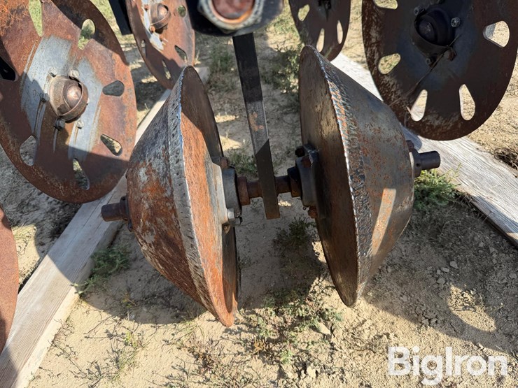 track-master-pivot-track-closer-image-11