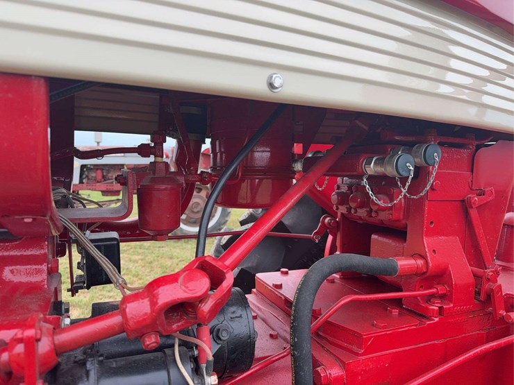 farmall-560-lp-hi-clear-image-28