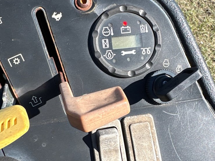 john-deere-7700-image-2