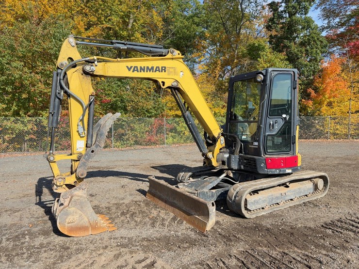 2019-yanmar-vio50-6a-image-1