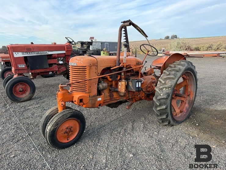 1948-case-model-sc-tractor-w/sickle-mower---non-running-image-1