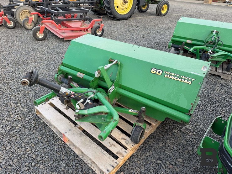 2019-john-deere-1575-lawn-mower---city-of-richland-surplus-image-39